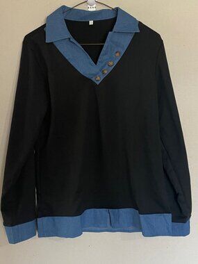 Woman's long sleeve shirt with collar